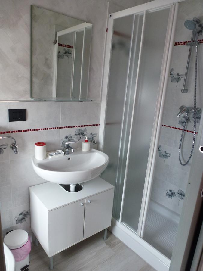 La Cà ët Mec Bed & Breakfast Robilante Ngoại thất bức ảnh